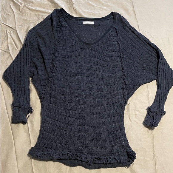We The Free Black V-Neck Sweater - Picture 1 of 11